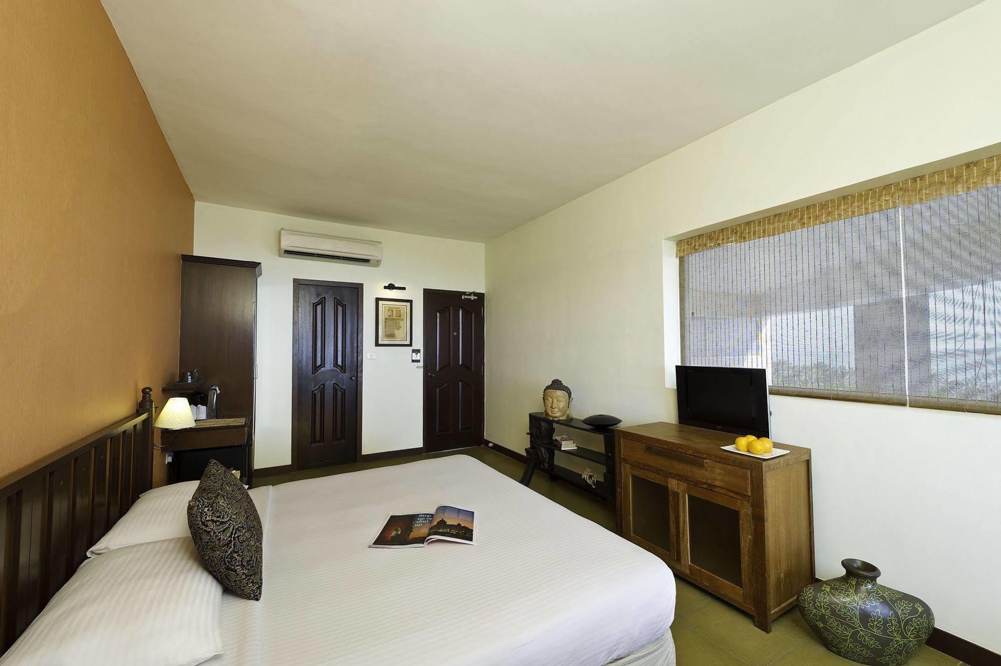 Annai Celestial Resorts Канякумари Екстериор снимка